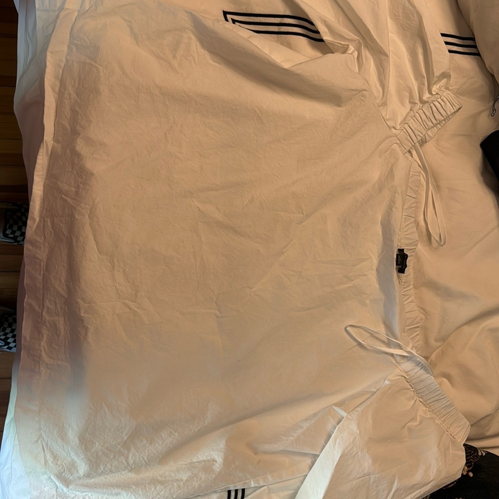 Ann Taylor XL off the shoulder white blouse with 3/4 sleeves